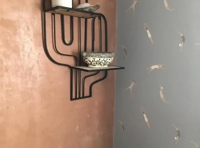 Montacutain * Montaigu-Vendee